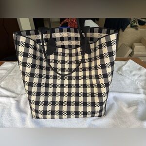 Rothy’s Black and Canvas Gingham Lightweight Tote EUC